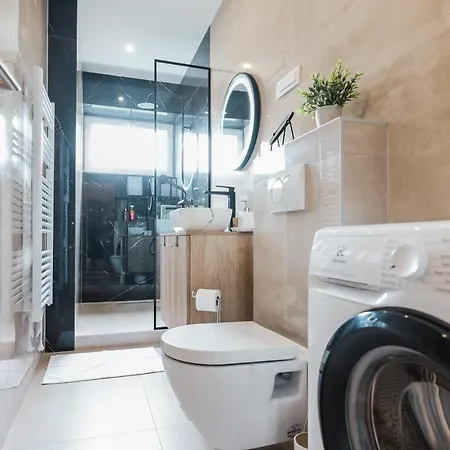 Elly Apartment *